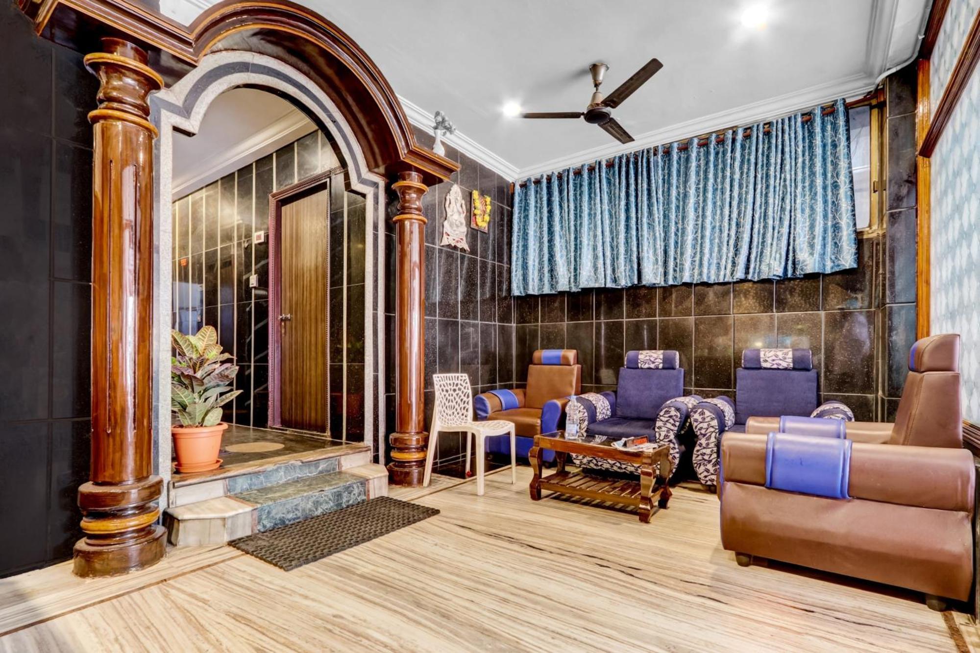 Hotel O Hanuman Pet Near Railway Station Vijayawāda エクステリア 写真